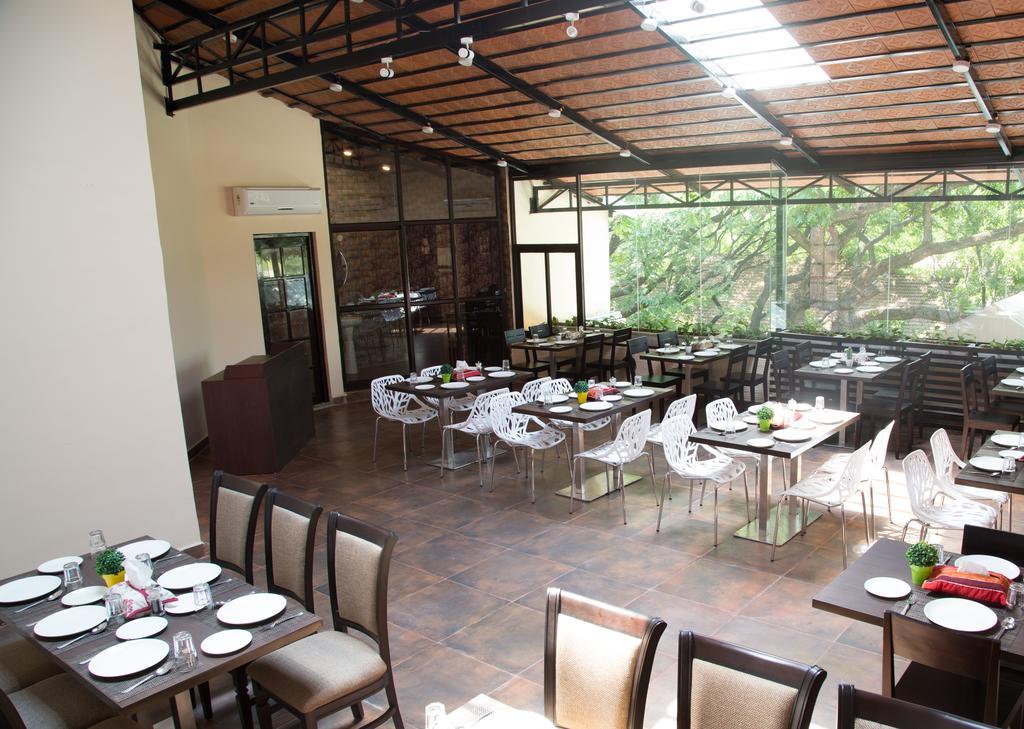 Hm Suites & Studios Bangalore Eksteriør billede