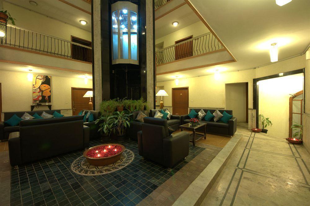 Hm Suites & Studios Bangalore Eksteriør billede