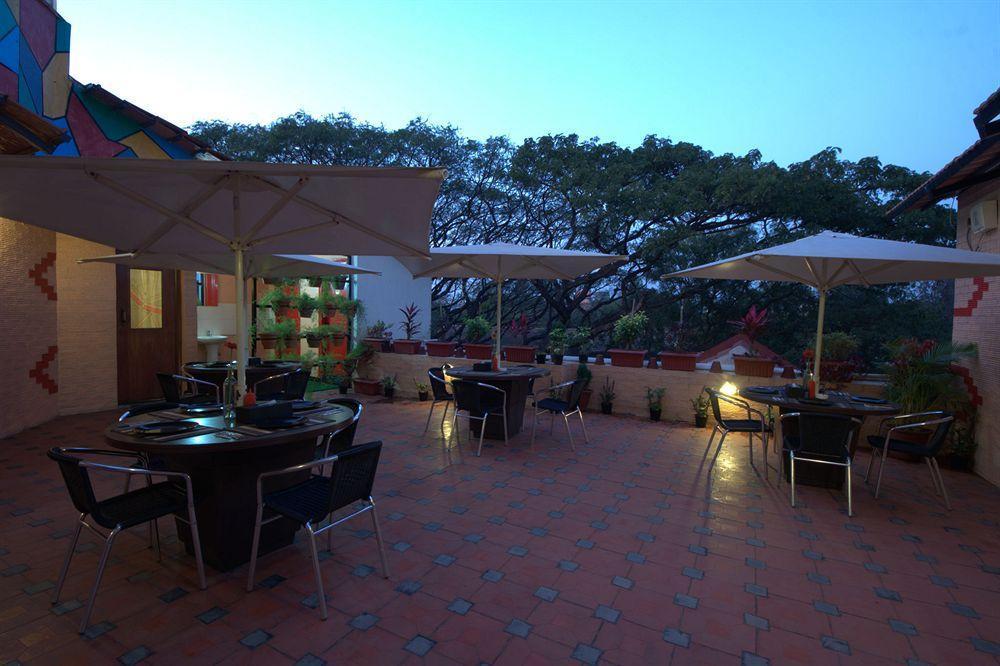 Hm Suites & Studios Bangalore Eksteriør billede