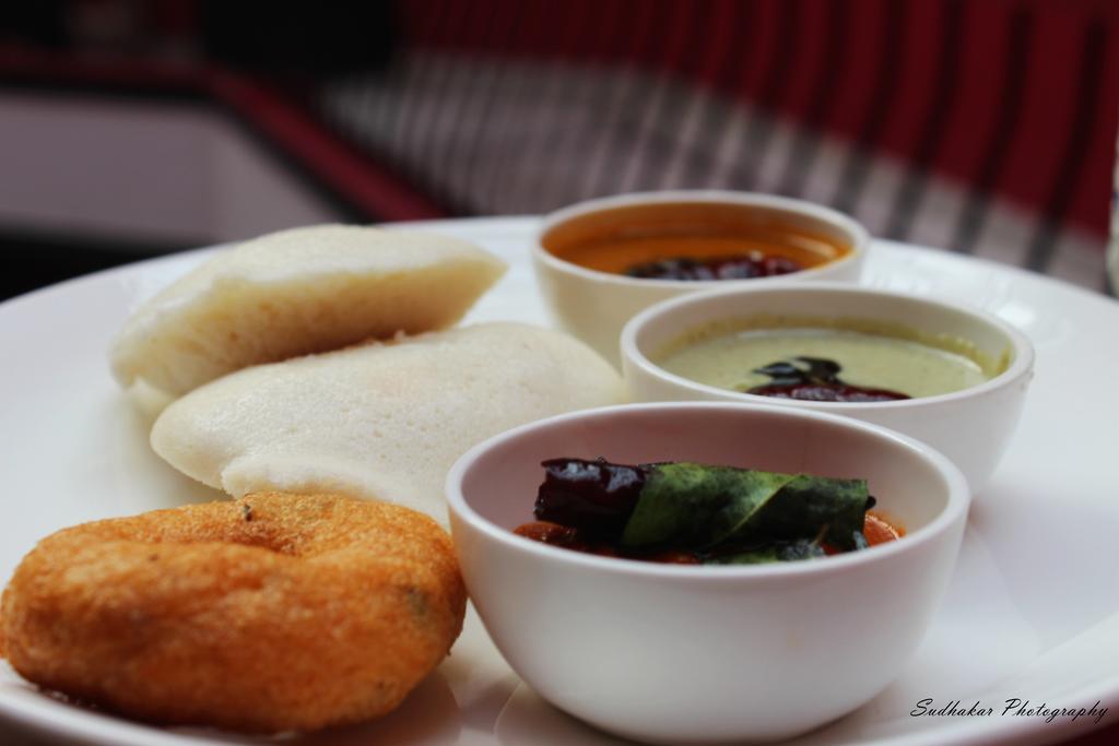 Hm Suites & Studios Bangalore Eksteriør billede